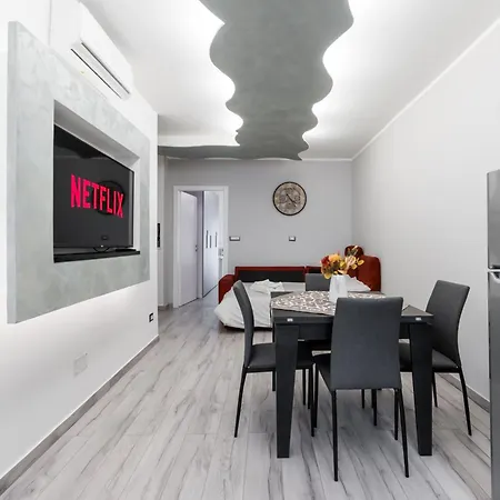 Moderno Bilocale A 5 Minuti Dal Centro Storico