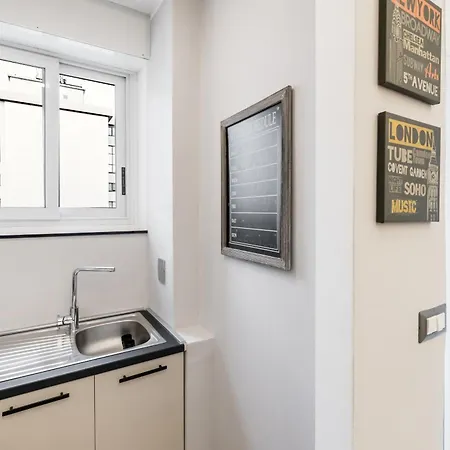 Moderno Bilocale A 5 Minuti Dal Centro Storico Apartamento *